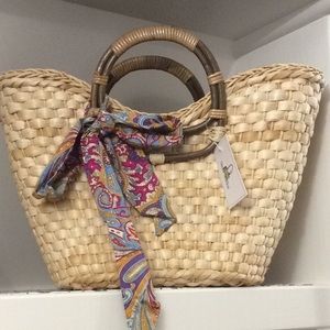 Straw studios bag, lined. NWT